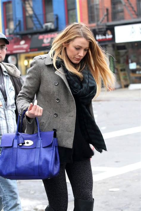 celebrities carrying burberry bags|celebrity bags for women.